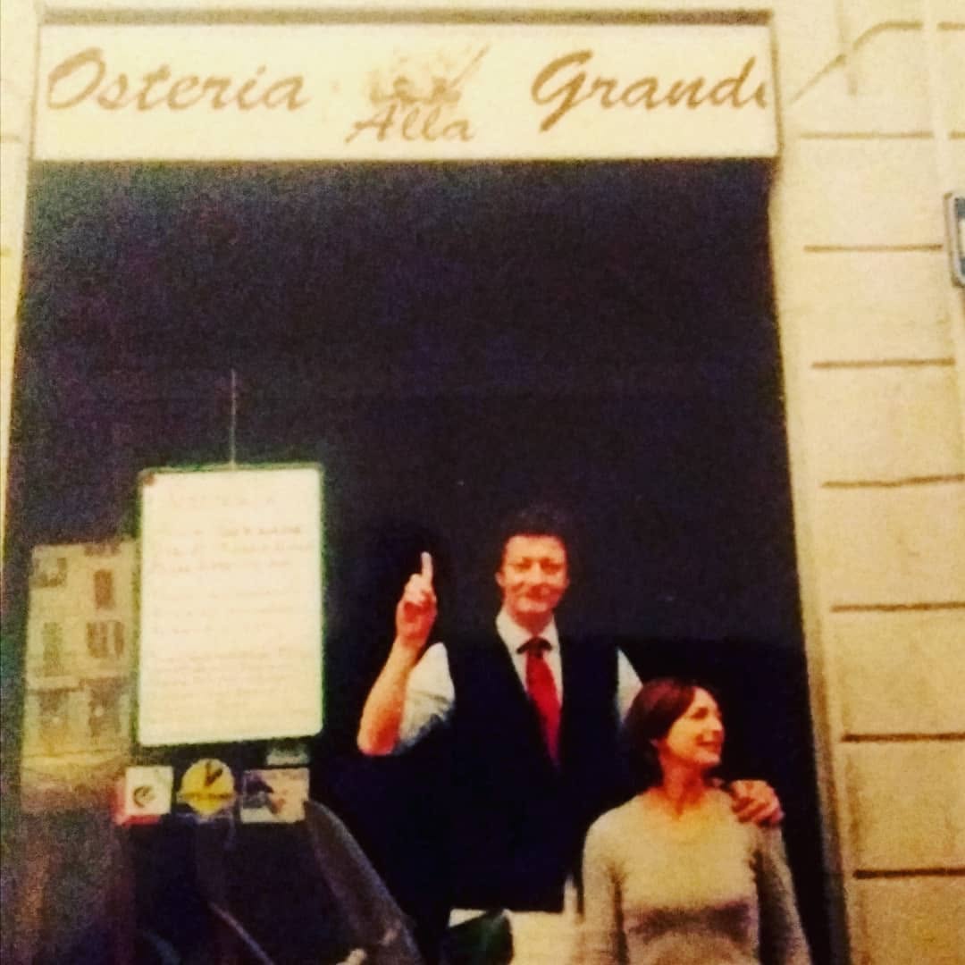 Aprile 2001, inaugurazione dell'Osteria Alla Grande in via Forze Armate 405